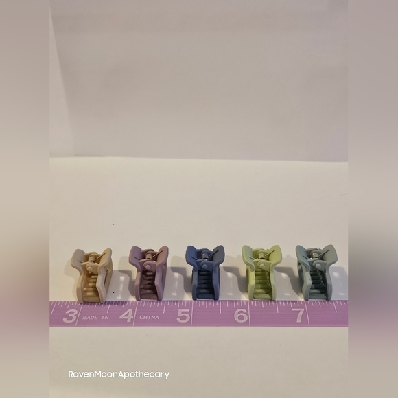 New Five Mini Hair Clips 3/15$ Bundle Deal - Picture 3 of 4
